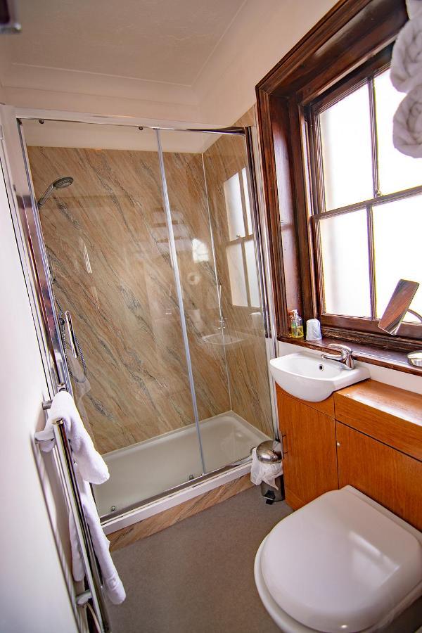 Triple Room with Shower
